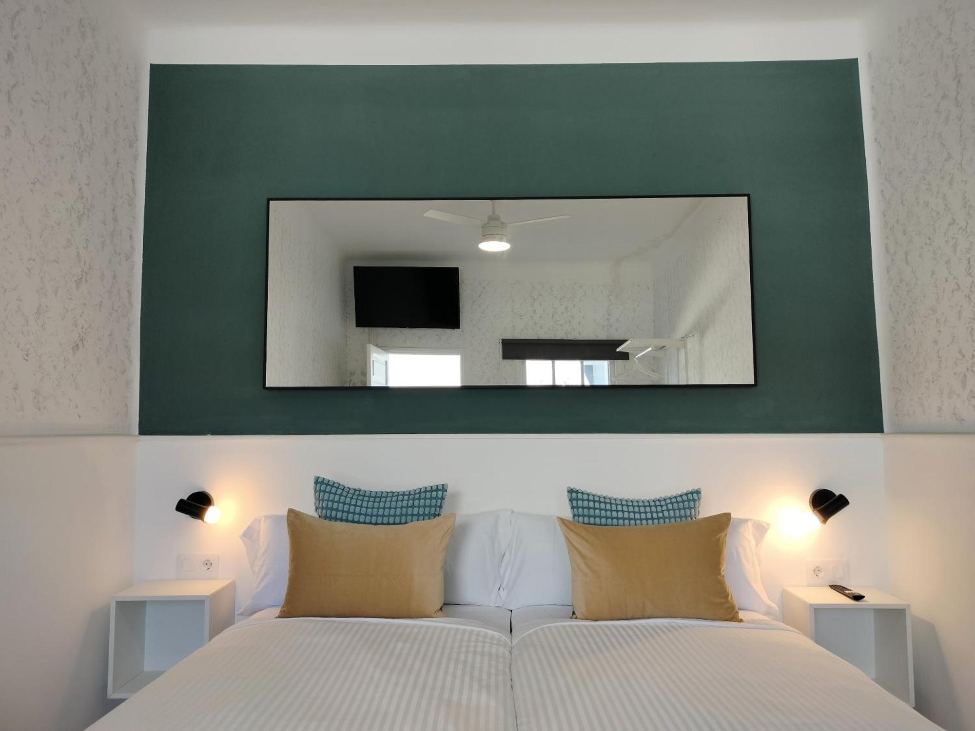 Room27- City Center La Laguna  Exteriör bild