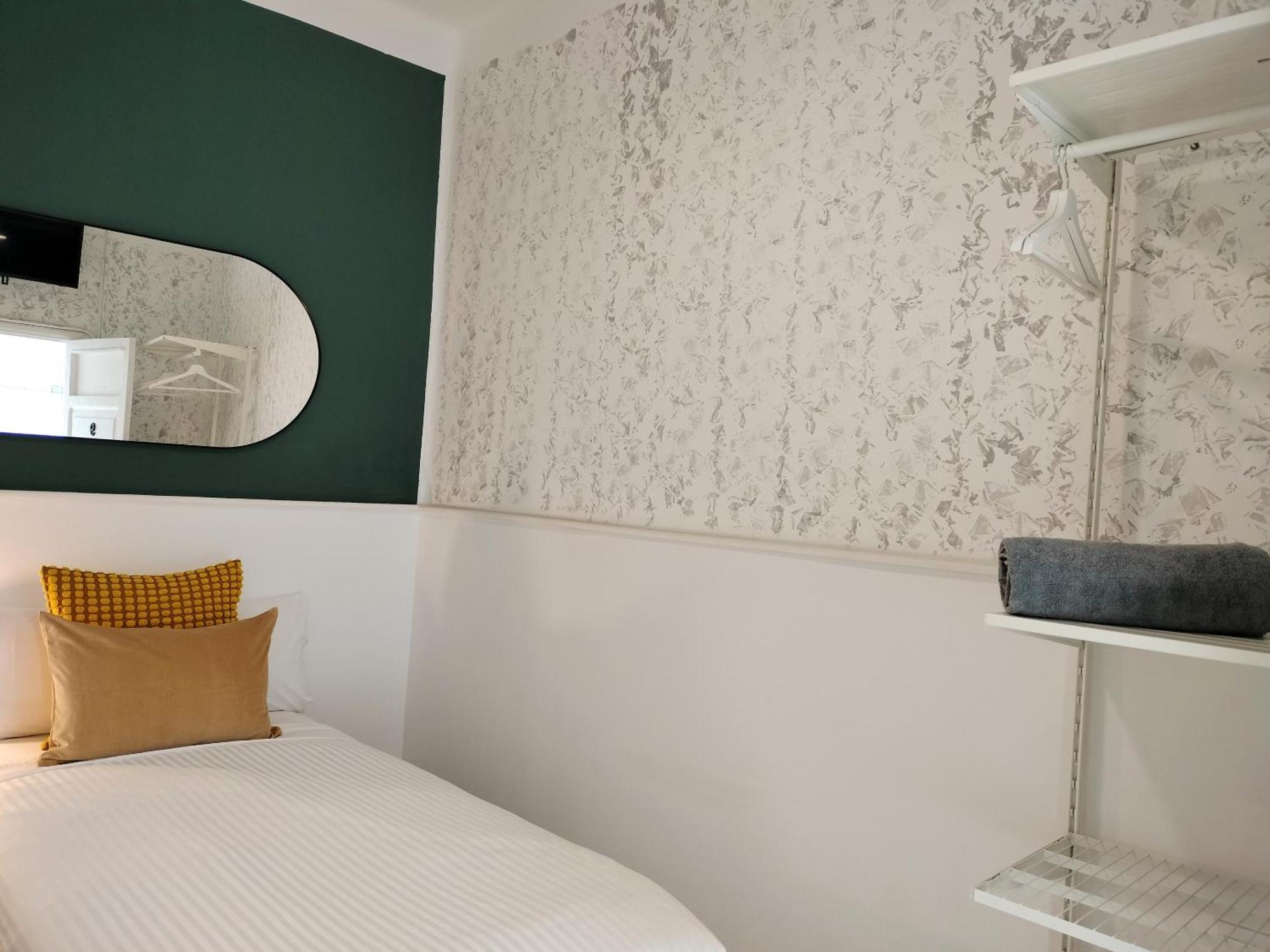 Room27- City Center La Laguna  Rum bild